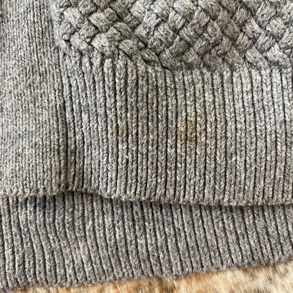 Abercrombie & Fitch cardigan size XS - Picture 2 of 2